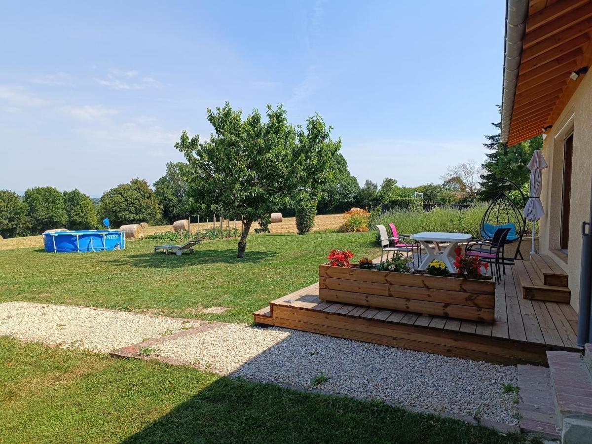 Studio Avec Terrasse Au Calme Jayat Экстерьер фото